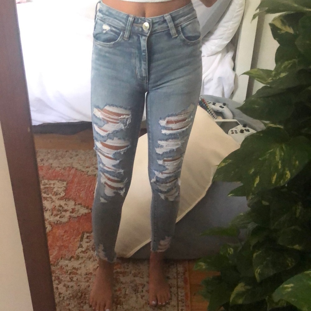 american eagle ripped jeans